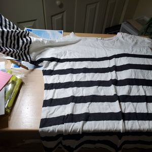 Long sleeve stripped shirt